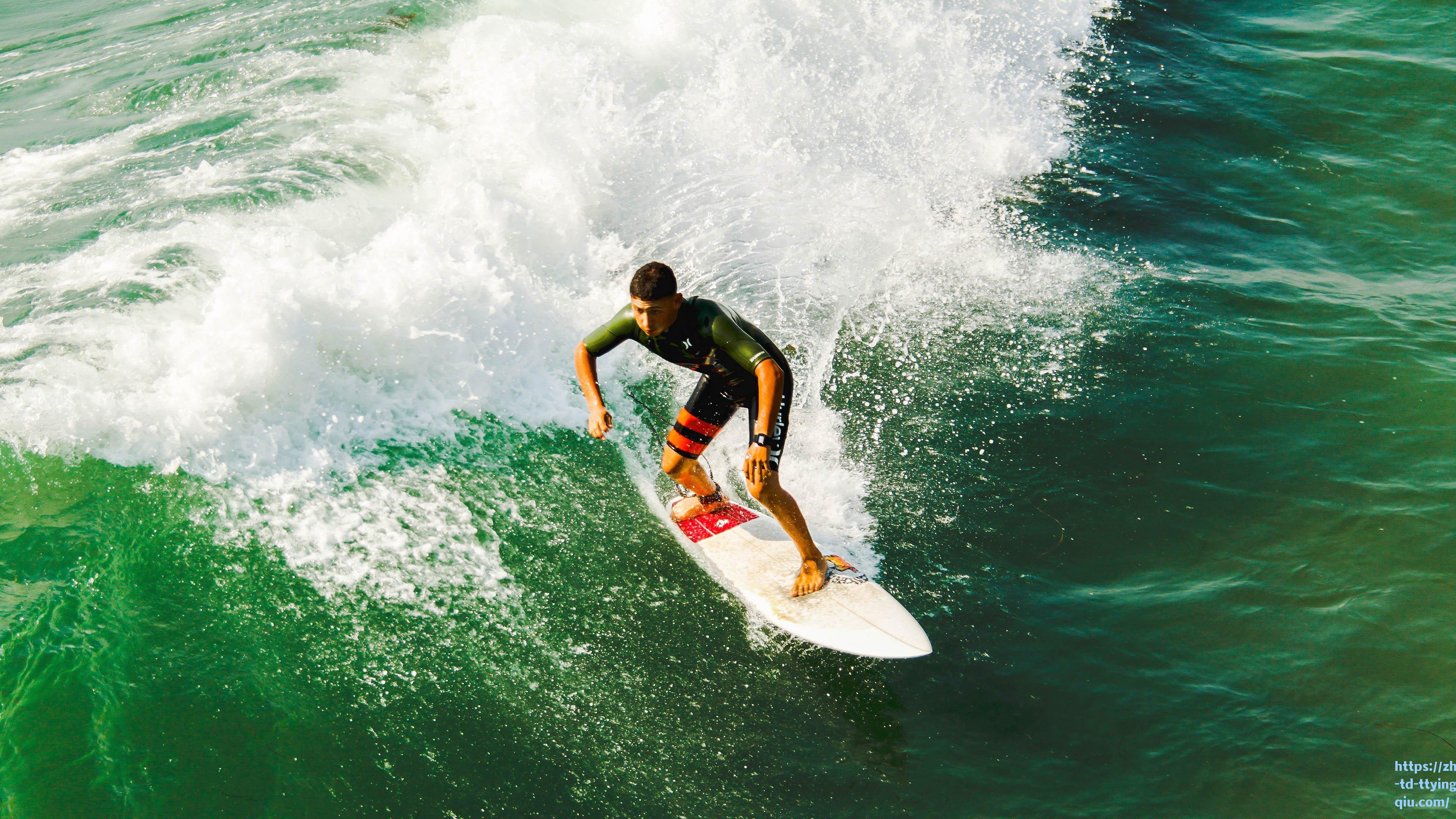 传奇后卫忆穆帅初遇，首句话就让我多跑动，改变职业生涯的训诫