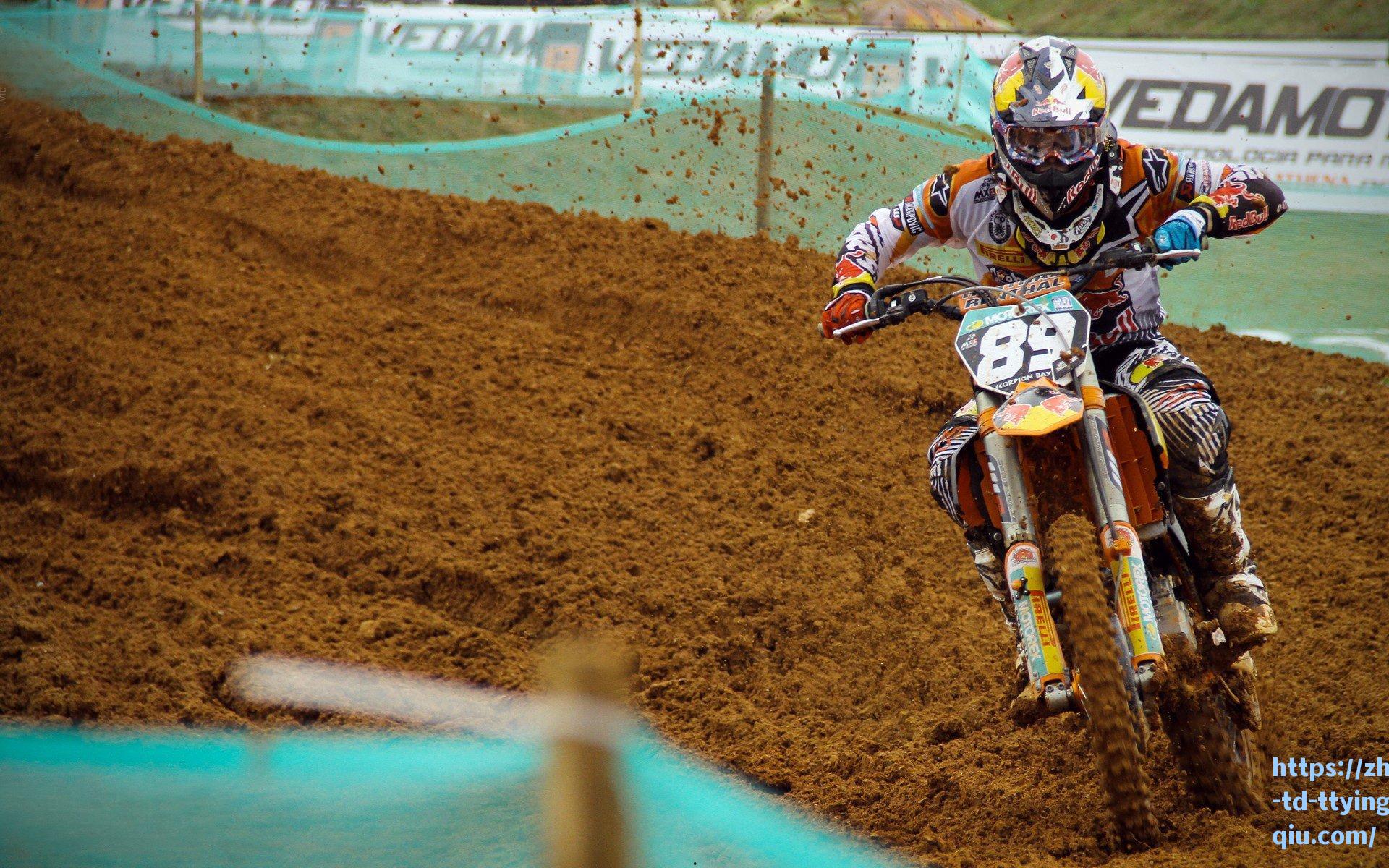 斯马特成功战胜健康挑战,重返赛场感谢球迷支持与祝福