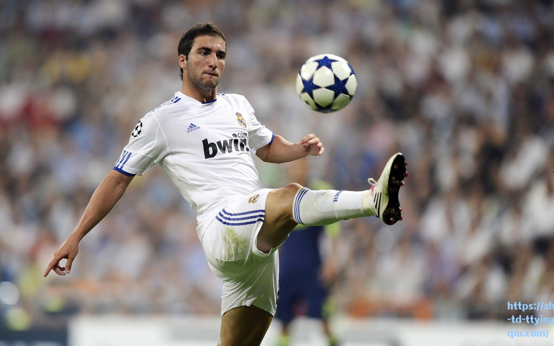 32岁小卡进化!抛投新杀招无解 快艇冲冠更有底气